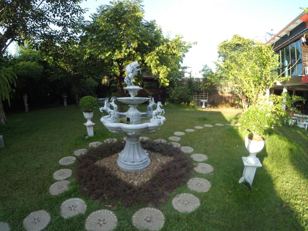 Lakeland Homestay Chiang Mai Exteriör bild
